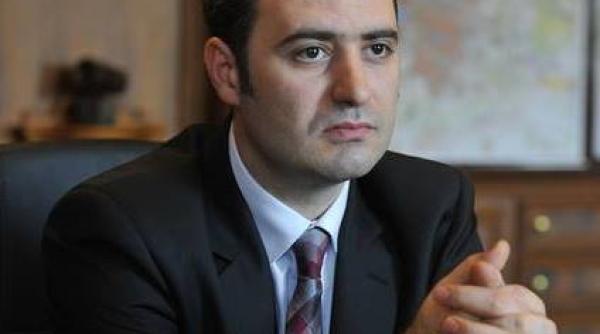 ministrul transporturilor solicitat sa demita conducerea cnadnr pe motiv de incompeten a