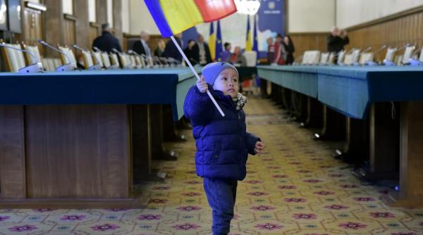 primul sondaj dupa instalarea guvernului dacian ciolo procentele ires de pe masa premierului