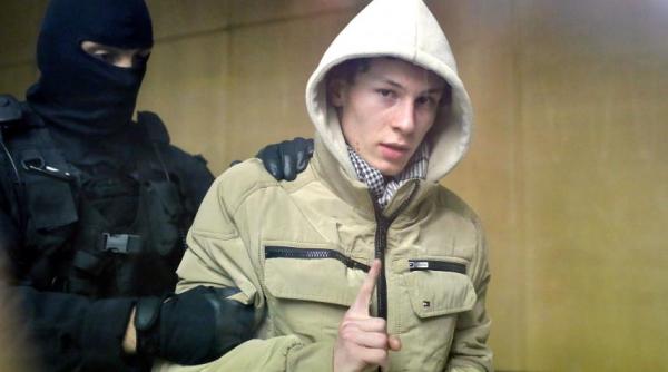 mama tanarului acuzat de propaganda isis un copil indragostit de religie