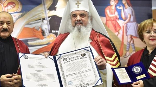 patriarhul daniel doctor honoris causa al universitatii titu maiorescu din bucuresti