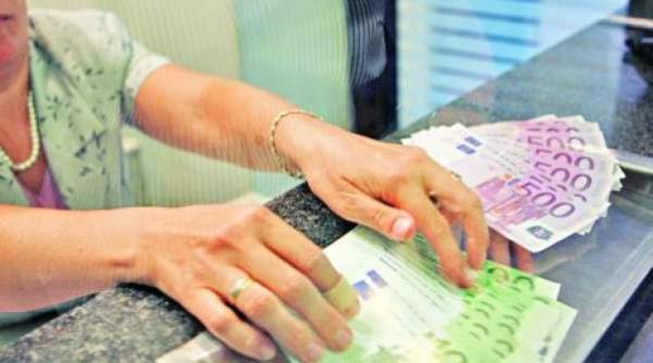 ministrul muncii  problema majorarii salariului minim pe economie se afla pe agenda guvernuluieste nevoie de un studiu de impact