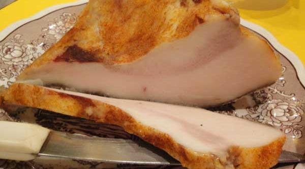 ingredientul secret care da tot gustul slaninei pentru craciun