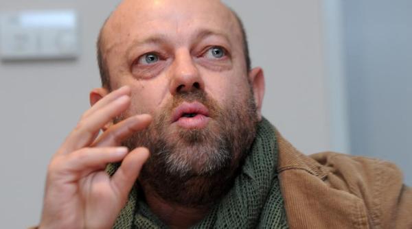 liviu mihaiu ocant trec la isis i deschid focul intr o gradini a