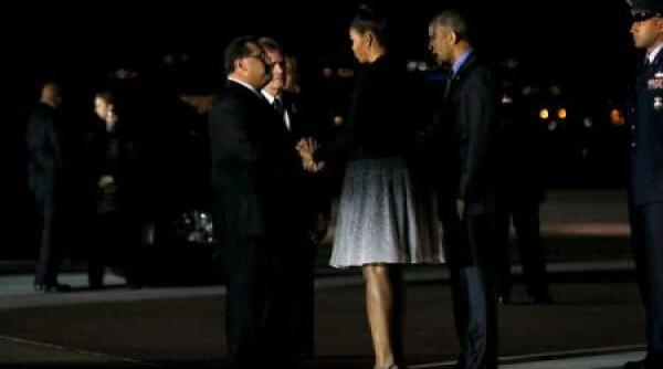 pre edintele sua alaturi de so ia sa s au intalnit cu familiile victimelor atentatului de la san bernardino