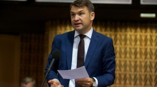 reac ie critica din pnl atitudinea lui dian popescu neserioasa