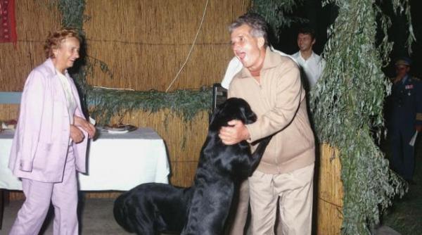 nicolae ceau escu greu de in eles gest care ridica semne de intrebare detalii in exclusivitate