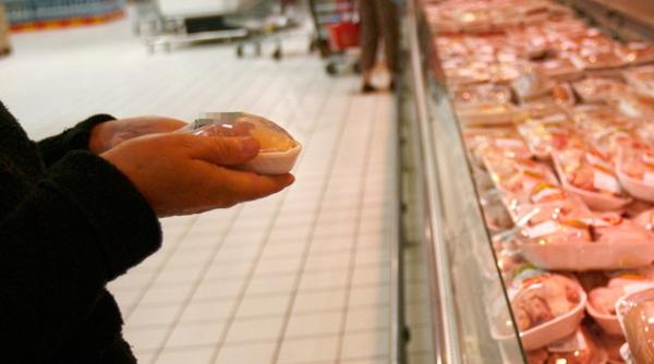 supermarket amendat dupa ce 18 clienti au ajuns la spital cu toxiinfectii alimentare