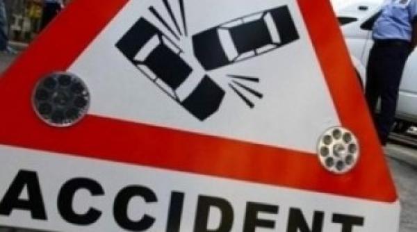 giurgiu  un barbat si fiica acestuia  accidentati  dupa ce masina in care se aflau a fost proiectata pe contrasens