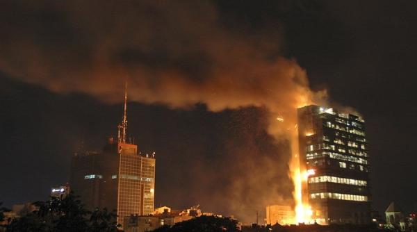 incendiul din dubai seamana cu focul de la millenium business center