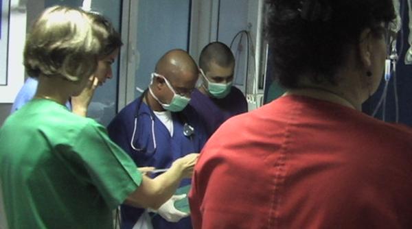 cardul de sanatate obligatoriu la urgen e medic revoltat o fi iar vinovat basescu ponta sau iohannis