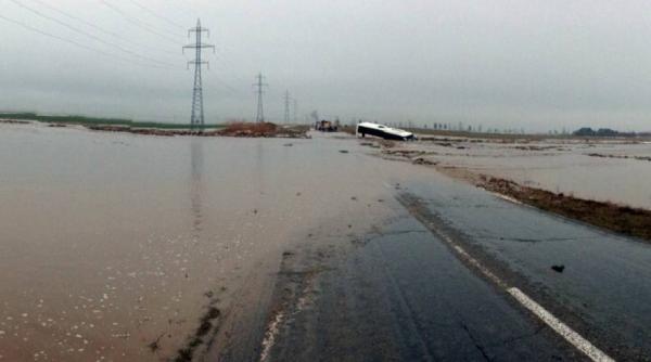 constan a autocar luat de viitura calatorii salva i pe geam