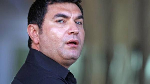 cristi borcea se intoarce la inchisoare imagini de la ie irea din spital