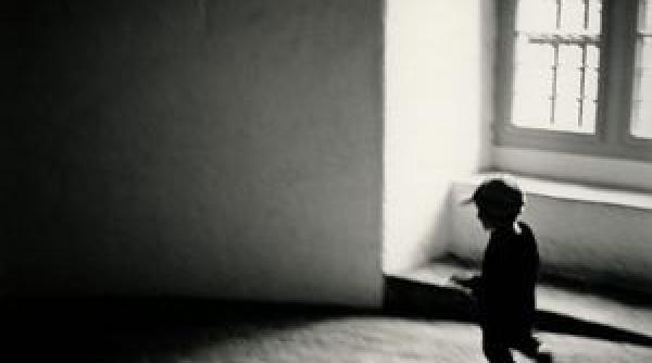 o familie de romani a fugit din norvegia inainte sa i ia copiii