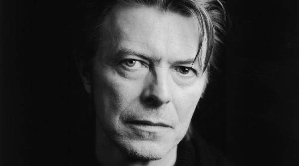 david bowie a murit