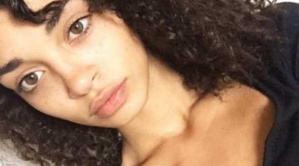 i a cerut o poza cu ea goala raspunsul este genial