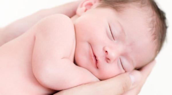 tadjikistan parin ii obliga i prin lege sa dea doar anumite nume nou nascu ilor