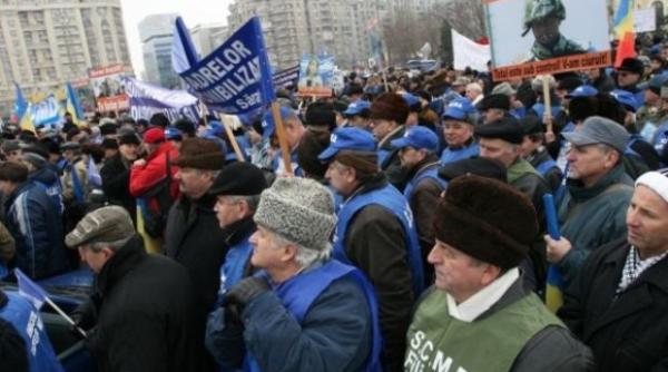 guvernul ciolo la prima confruntare cu strada miting al consiliului na ional al societa ii civile