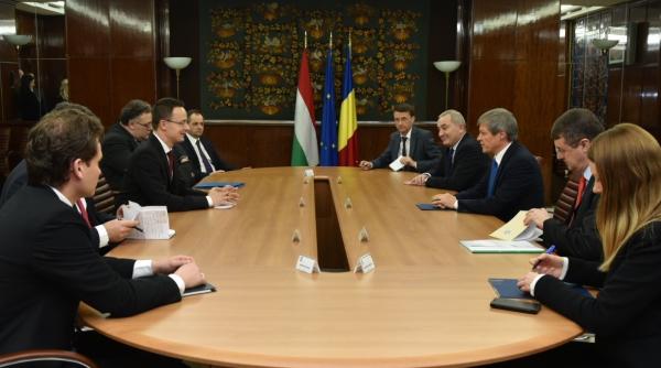 guvern  ciolos si szijjarto  pozitii similare in privinta migratiei   consolidarea frontierelor externe ale ue