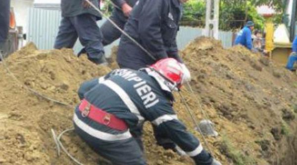 clipe teribile la arad barbat prins sub un mal de pamant