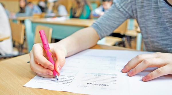 edu regulament competitii scolare cati bani primesc elevii medaliati si profesorii pregatitori