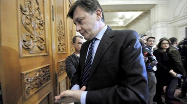 ce nu ar face crin antonescu daca ar fi acum lider al pnl al pnl