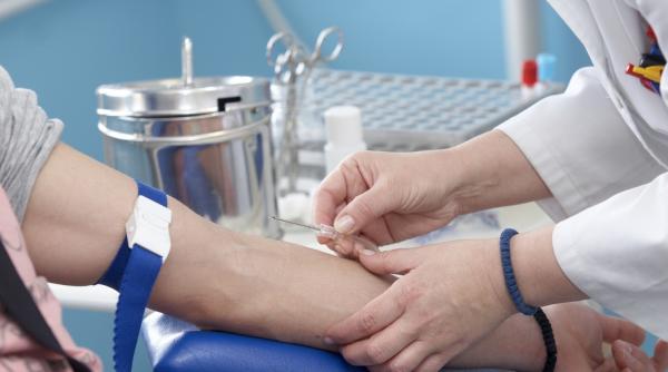 celulele canceroase depistate din primele stadii pe baza analizelor de sange