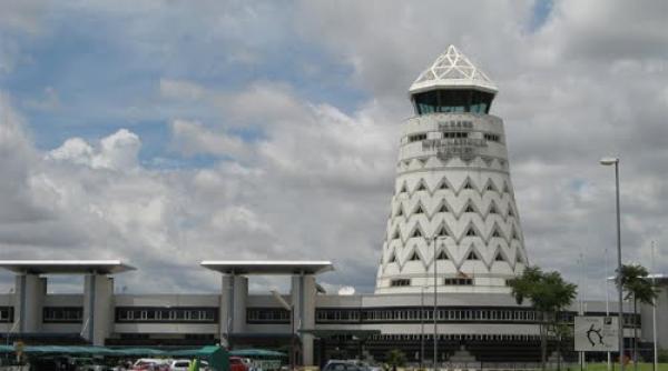 descoperire terifianta intr un avion care facea un transport pentru o banca