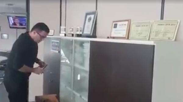 mihai gadea i i strange lucrurile radu tudor l a surprins video