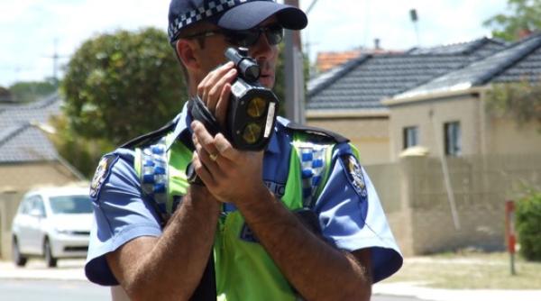 jurnalista celebra prinsa in trafic fara permis i asigurare