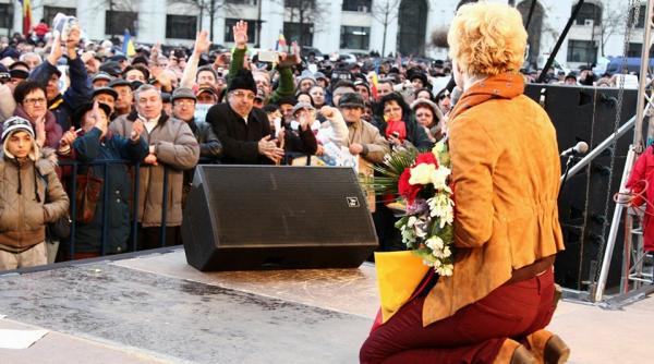 dana grecu dezvaluire nea teptata era printre oamenii din pia a constitu iei