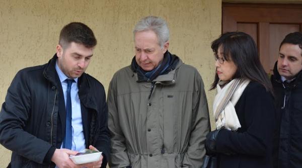 ambasadorul sua la bucure ti vizita importanta ce discu ii a purtat