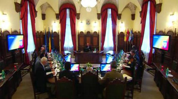 procurorul general vrea sa fie membru de drept al csat