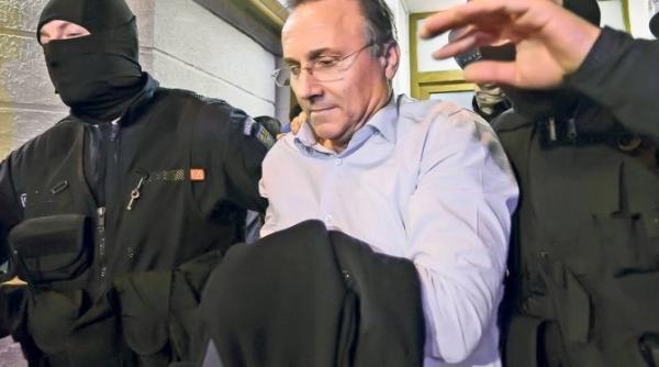 nichita scapa de celula a fost plasat in arest la domiciliu