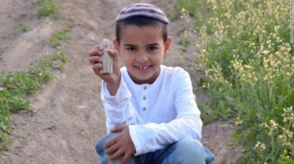 descoperire de senza ie facuta de un baie el in varsta de 7 ani