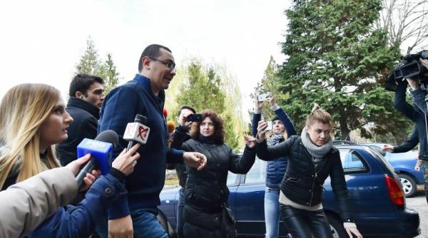 victor ponta to i ar trebui tavali i prin smoala i fugari i in pia a publica
