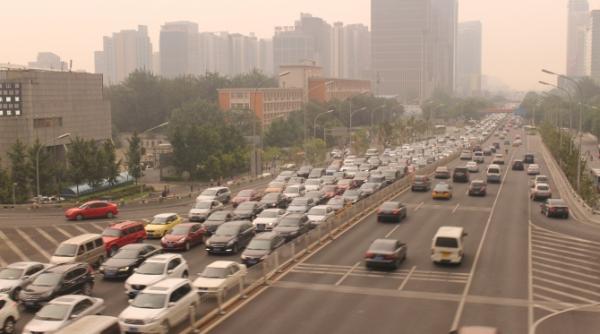 china in pragul unui colaps ase milioane de angaja i ar putea fi concedia i