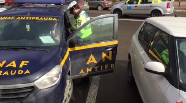 poli ia i a luat la rost pe inspectorii anaf huiduieli in strada video