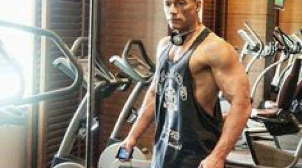 jean claude van damme multumesc romania va iubesc