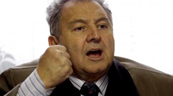 ilie carabulea fiul sau oprea si alte cinci persoane liberi