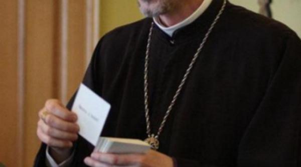 bihor  preotii greco catolici au participat  in premiera  la cursuri de comunicare  leadership si gestiune financiara