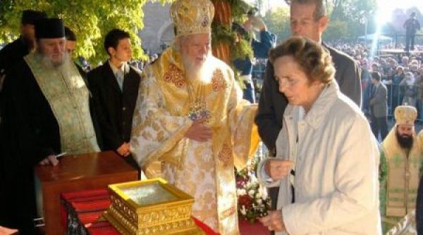 bor l a recunoscut pe rege ca suveran de drept mihai mo tenitorul impara ilor bizantini