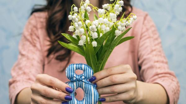 eveniment special pentru 8 martie poezie i muzica intrare libera