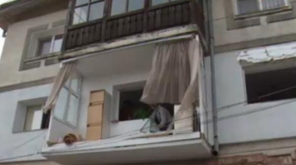 explozie misterioasa in locuin a unui preot