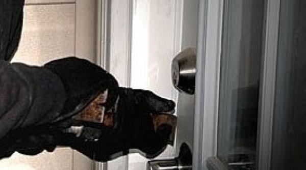 surpriza colosala dupa ce un magazin satesc a fost spart ce s a furat