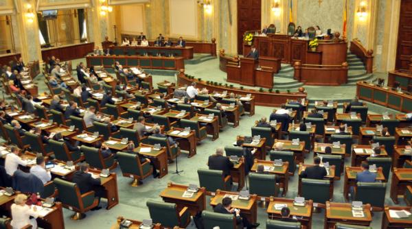 ciolo combatut in senat pensiile militarilor i poli i tilor marite