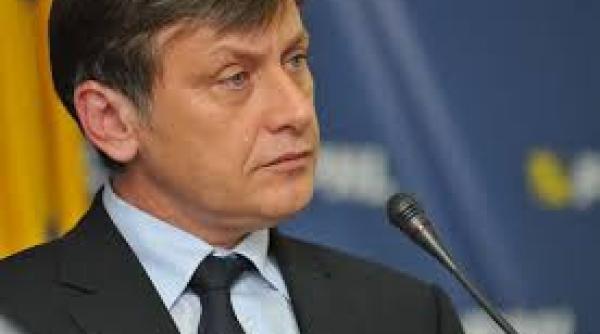 crin antonescu sunt pur i simplu stupefiat