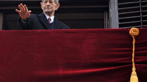 mi carea radicala pentru regat i coroana cerere de urgen a catre parlament