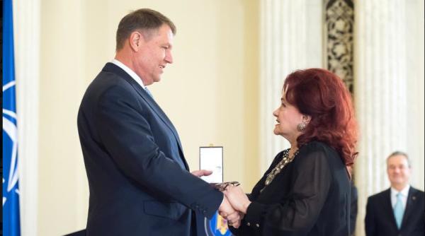 spot publicitar cu stela popescu la cotroceni ce spune un jurnalist antena 3