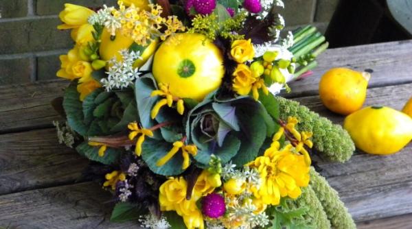 noua moda a buchetelor de mireasa aranjamente cu fructe i legume