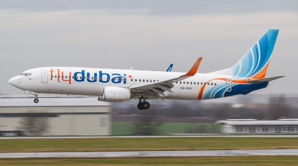 un avion al companiei fly dubai s a prabusit in rusia
